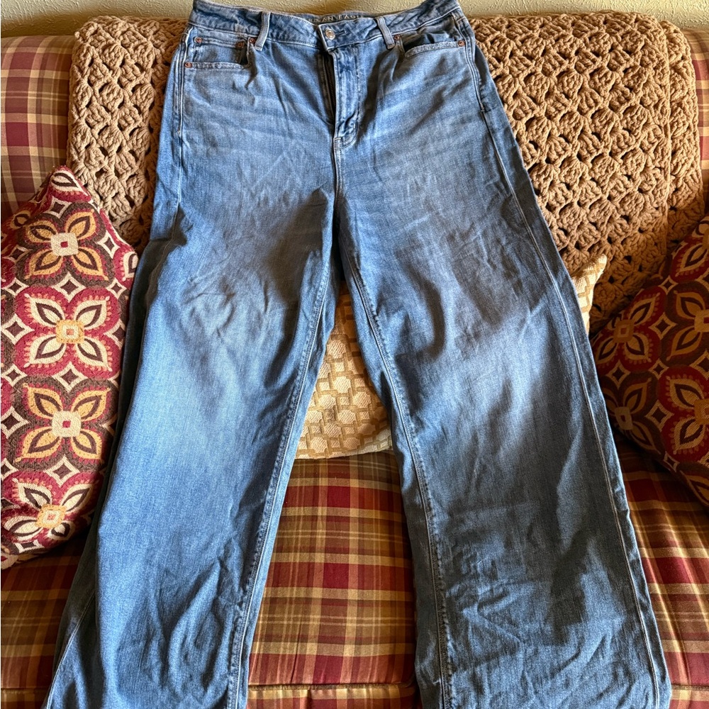 American Eagle Outfitters Dreamy Drape Womens Jeans